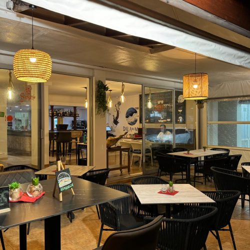 restaurant_At_night